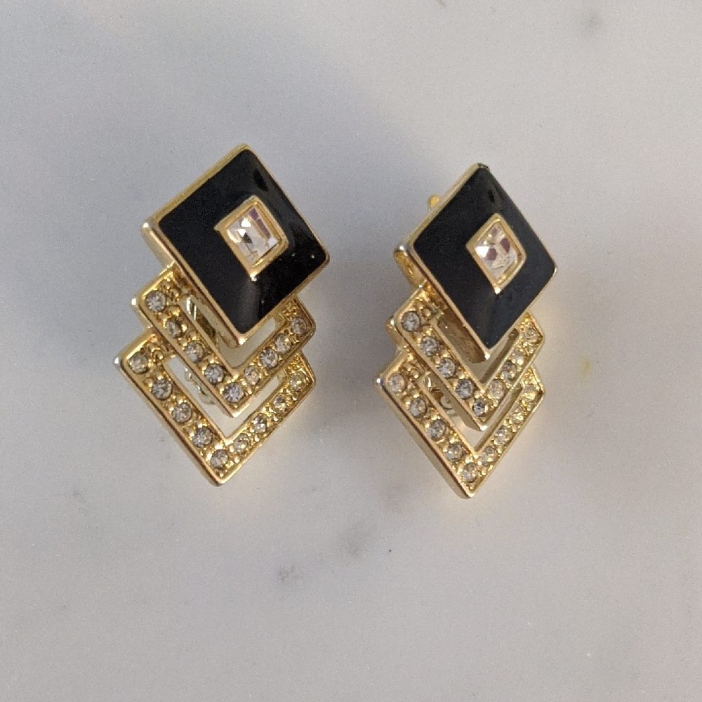Chic Black and Gold Geometric Earrings